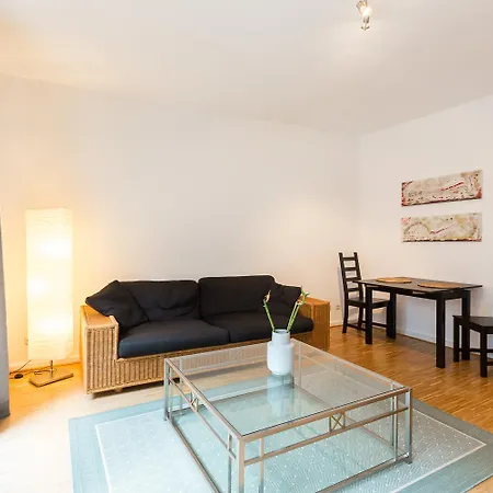 Medienhafen Apartment Dusseldorf