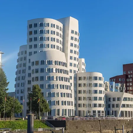 Medienhafen Apartment Dusseldorf